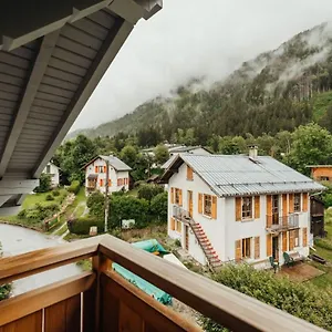 Apartment Luxurious 3-bedroom Flat With Sauna And Garage, Chamonix